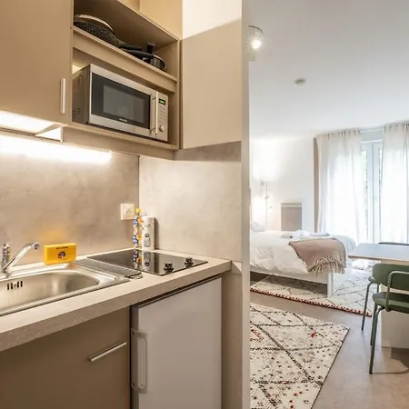 Beautiful Le Kennedy Downtown 3 Pers Apartment
